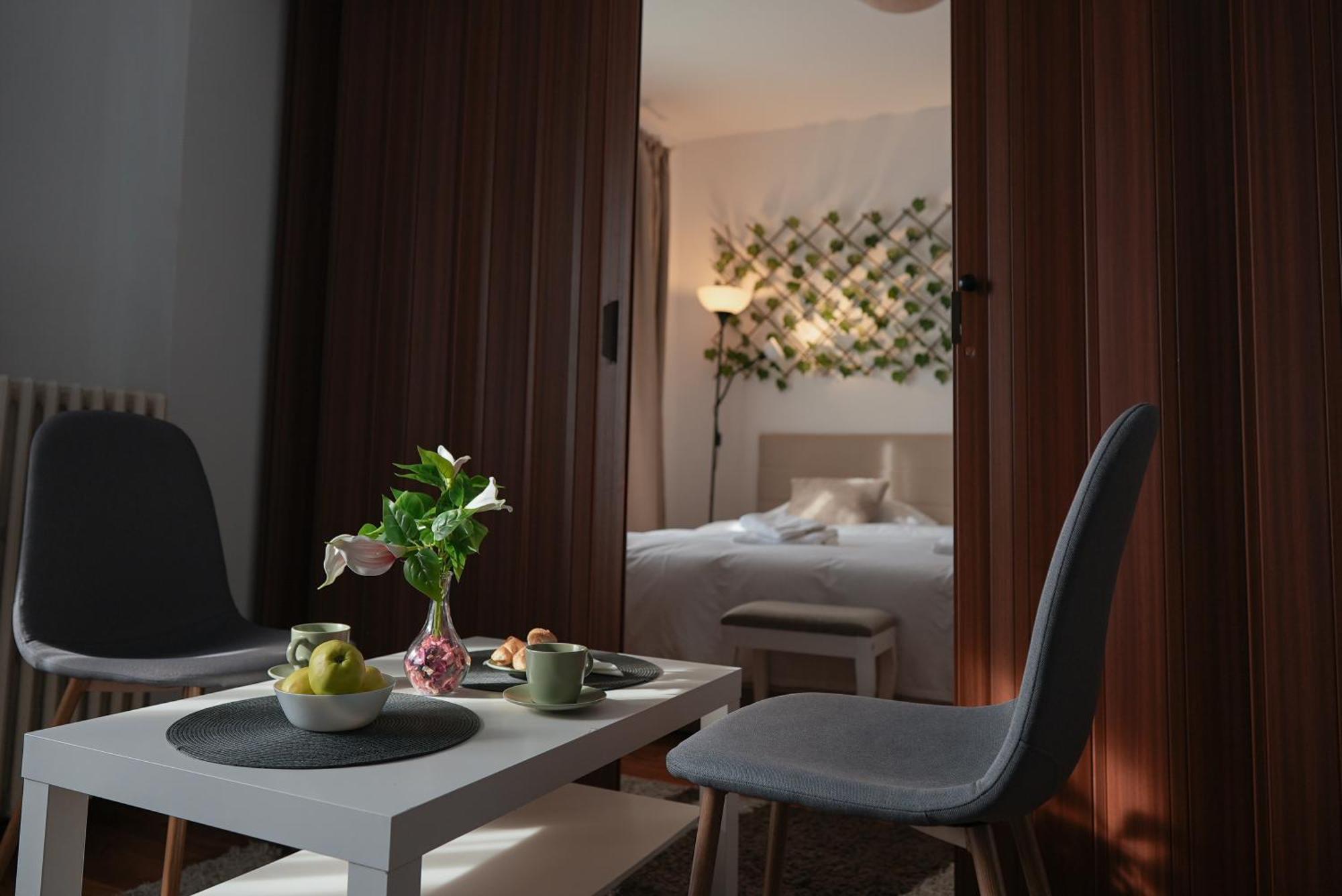 Victoria Avenue Apartments Бухарест Экстерьер фото