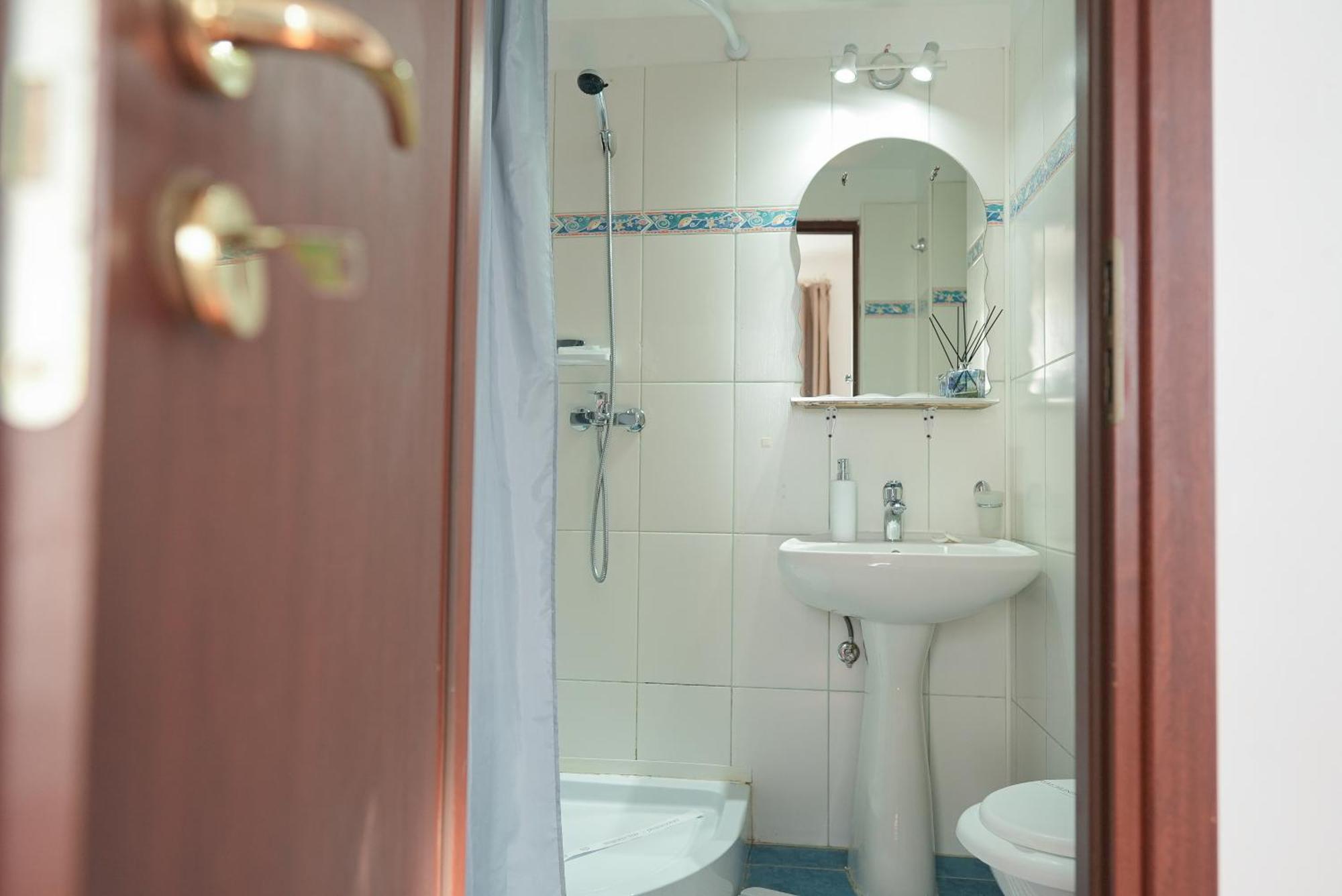 Victoria Avenue Apartments Бухарест Экстерьер фото