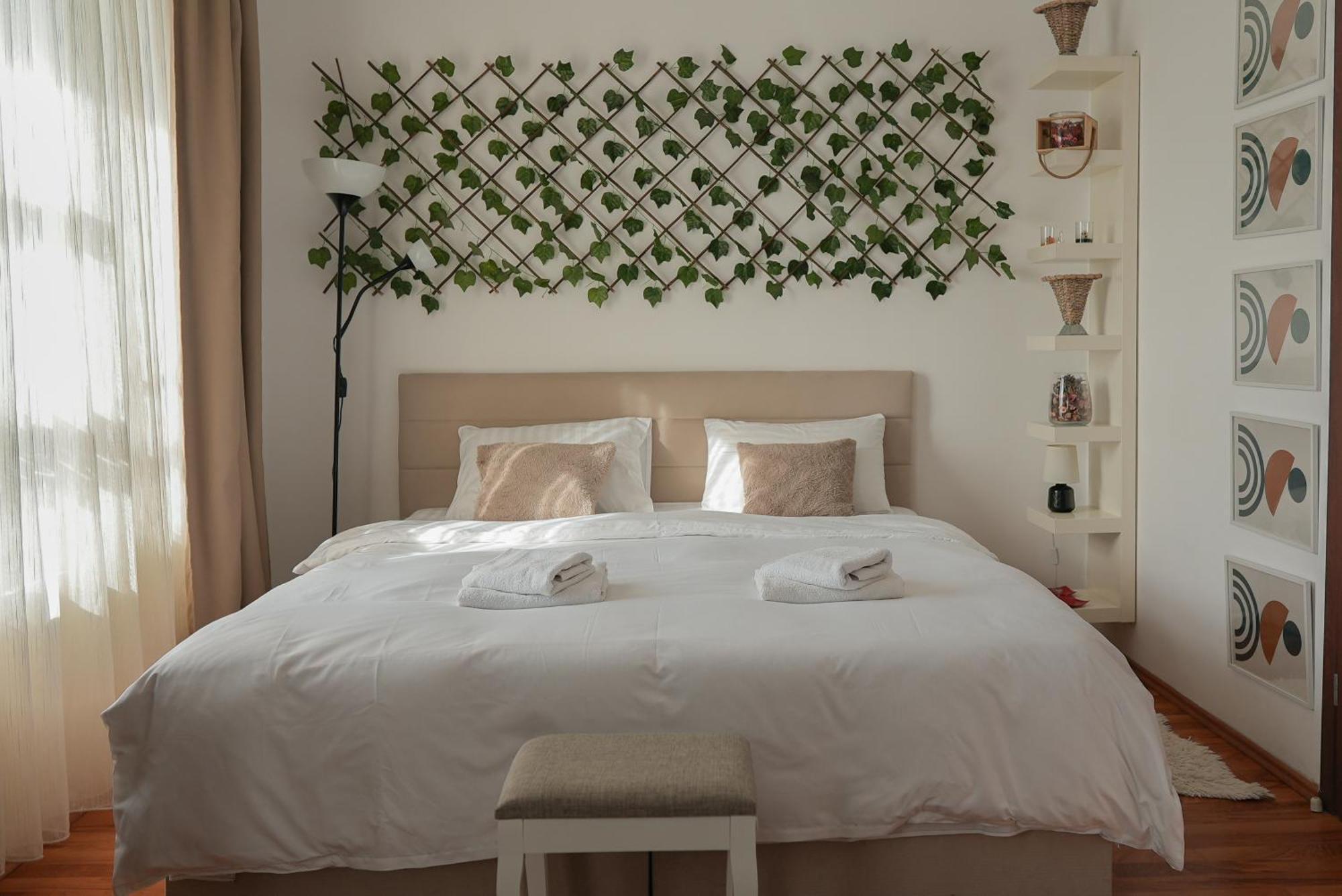 Victoria Avenue Apartments Бухарест Номер фото